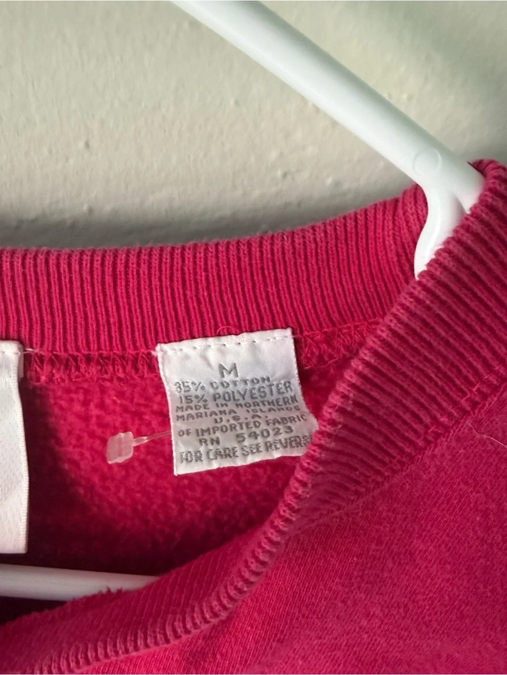 GAP Bright Pink Crewneck Sweatshirt - Women's Casual Pullover